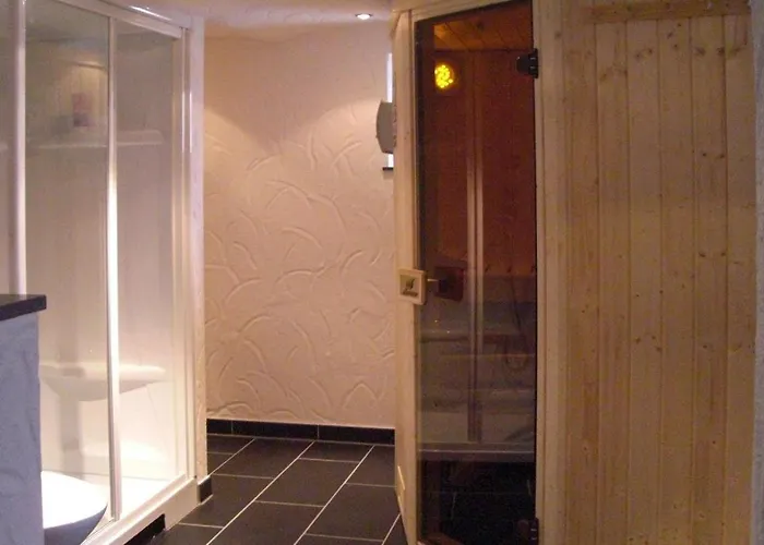 Stunning In Schleusingen Apartman Hinternah